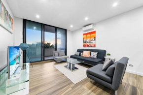 Chic 2 BR Apt with Parking & Darling Harbour-10mins walk, Sydney